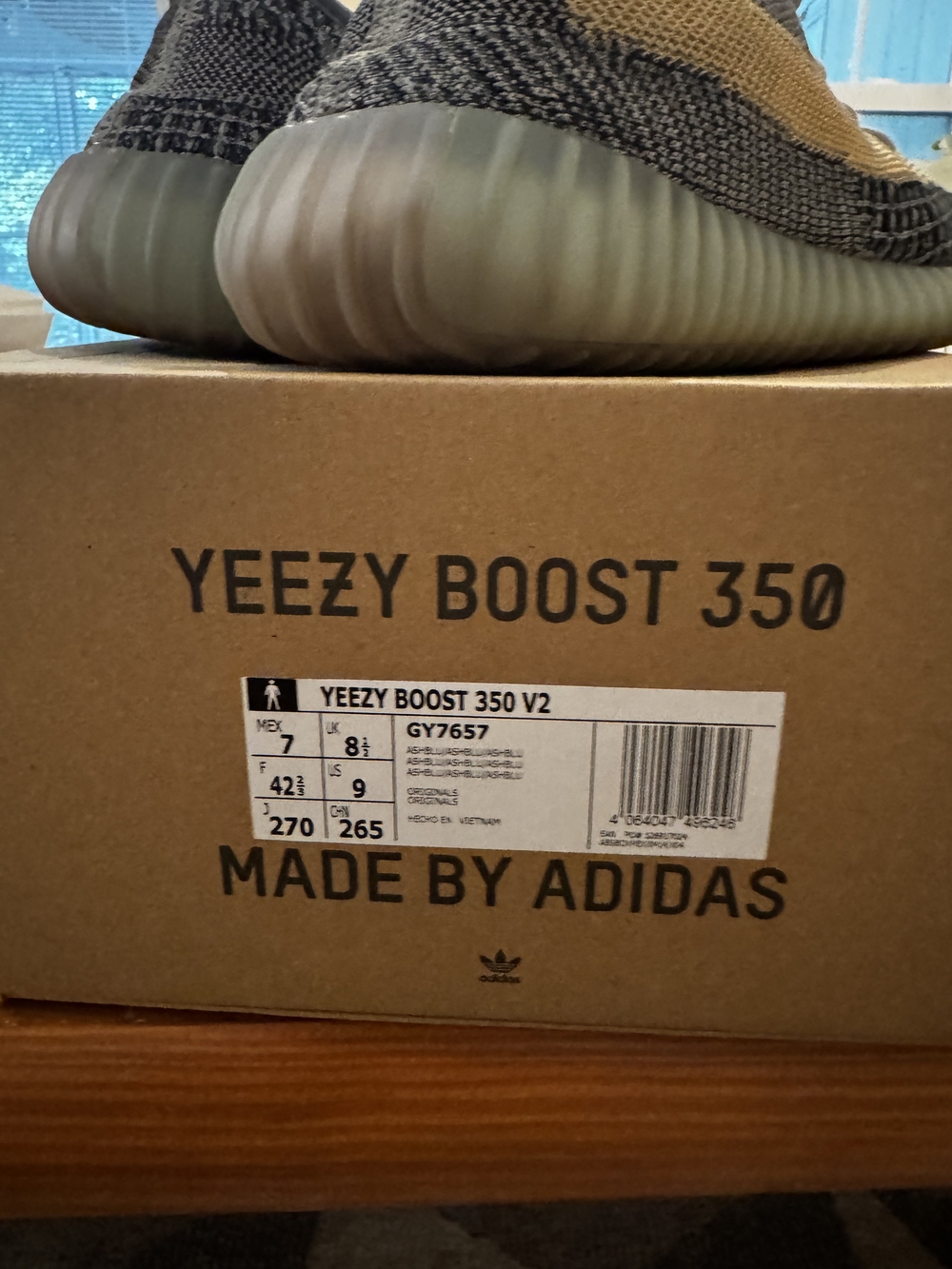Adidas Yeezy Boost 350 V2 GY7657 - Olive/Black